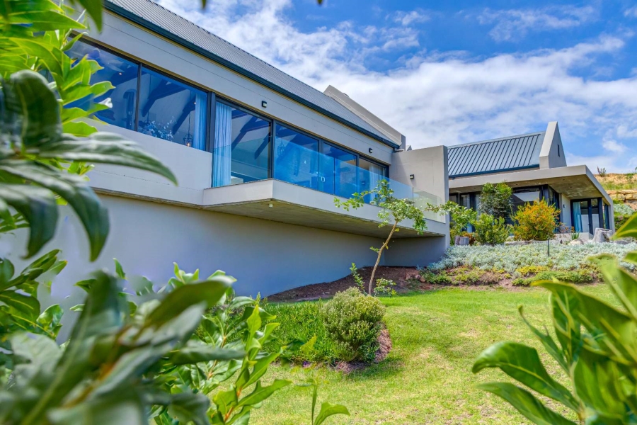 5 Bedroom Property for Sale in Simola Western Cape